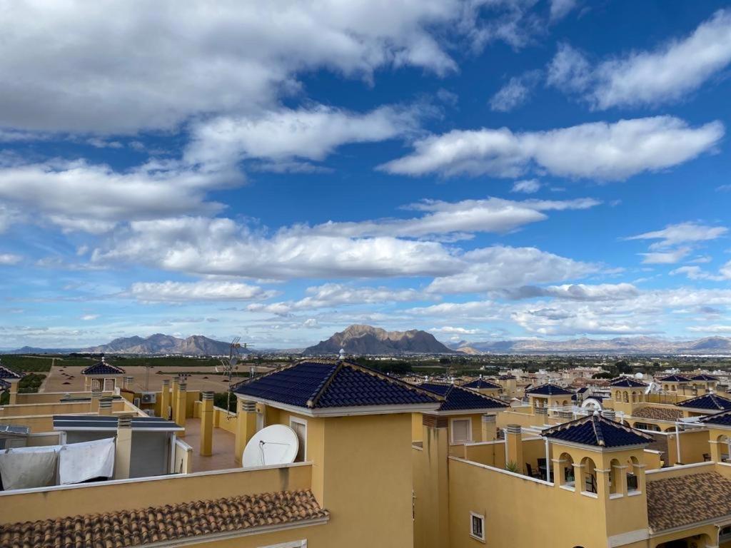 Apartment Casa Amarela Guesthouse, Algorfa